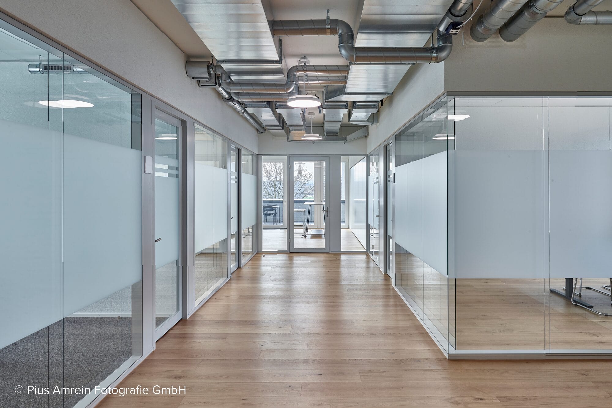 Interior view of the new HG COMMERCIALE Inwil office area